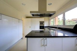 Nueva Andalucia property: Penthouse with 3 bedroom in Nueva Andalucia, Spain 66668