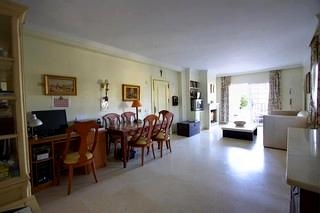 Nueva Andalucia property: Apartment with 1 bedroom in Nueva Andalucia, Spain 66684