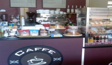 Commercial with bedroom in town, Spain 66749