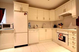 Puerto Banus property: Apartment with 3 bedroom in Puerto Banus, Spain 66757