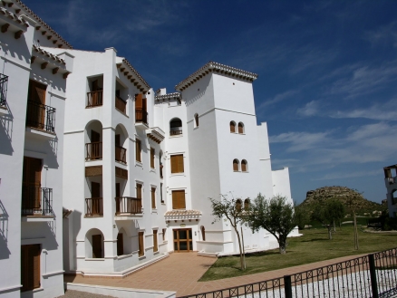 Apartment for sale in town 66852