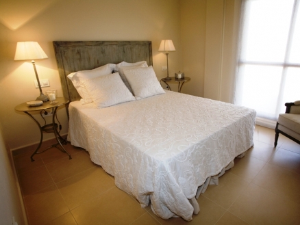 Apartment for sale in town 66992