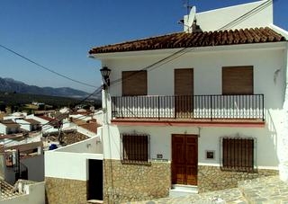 Villanueva Del Trabuco property: Villanueva Del Trabuco Townhome 67080