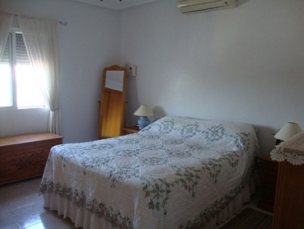 Catral property: Alicante property | 3 bedroom Finca 67106