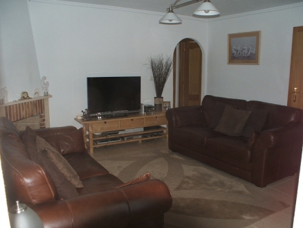 Villa for sale in town, Spain 67757