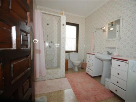 Villa for sale in town, Alicante 68833