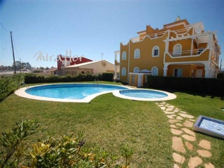 Villa for sale in town 68963