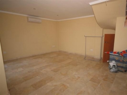 Villa with 4 bedroom in town, Spain 69041
