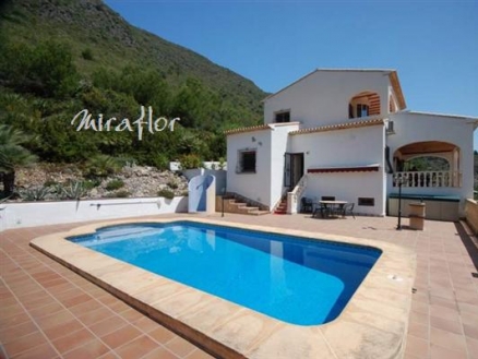 Pego property: Villa for sale in Pego 69102