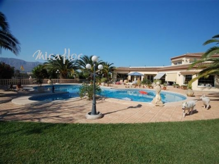 Pedreguer property: Villa for sale in Pedreguer 69114