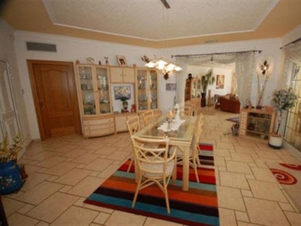 Pedreguer property: Villa with 4 bedroom in Pedreguer 69114