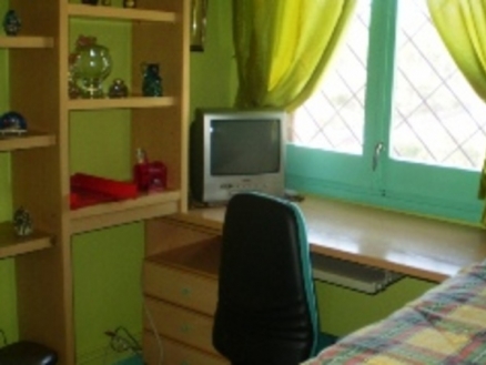 Villa for sale in town 69178