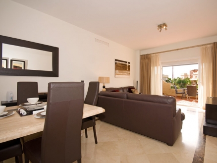 Benahavis property: Penthouse with 2 bedroom in Benahavis, Spain 69374