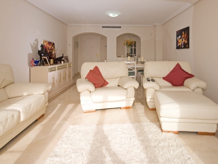 Benahavis property: Penthouse in Malaga for sale 69375