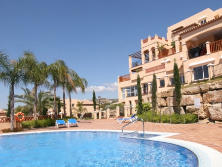Benahavis property: Apartment for sale in Benahavis 69378
