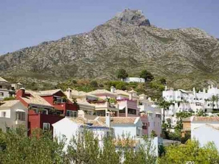 Marbella property: Townhome for sale in Marbella, Spain 69403
