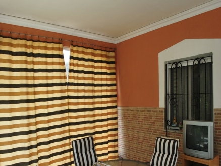 Villa for sale in town,  100221