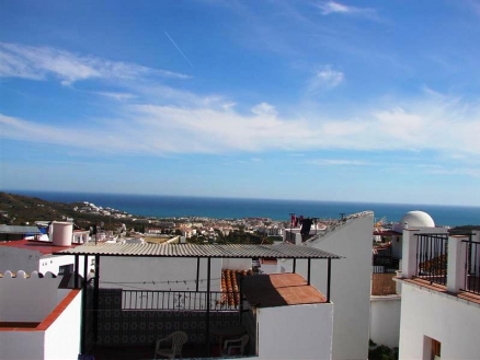 Villa&nbsp;for&nbsp;sale&nbsp;in&nbsp;town,&nbsp;Spain&nbsp;100703
