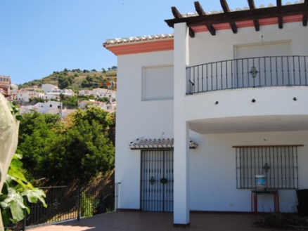 Canillas&nbsp;De&nbsp;Albaida&nbsp;property:&nbsp;Villa&nbsp;for&nbsp;sale&nbsp;in&nbsp;Canillas&nbsp;De&nbsp;Albaida,&nbsp;Spain&nbsp;100932