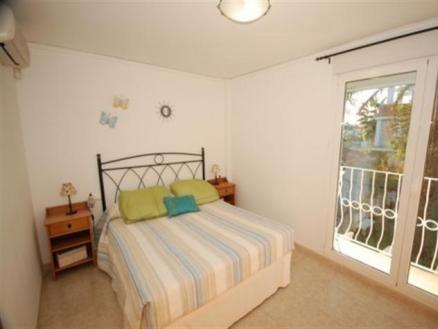 Villa for sale in town, Alicante 101002