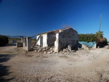 Land with bedroom in town 101004