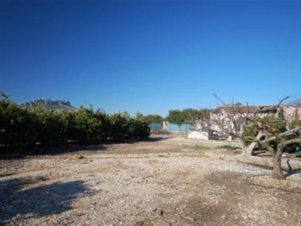 Land with bedroom in town, Spain 101004
