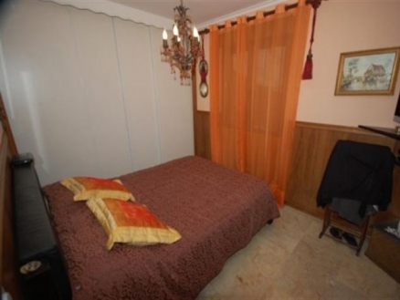 Villa with 4 bedroom in town, Spain 101006