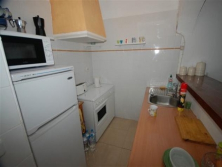 Villa for sale in town, Spain 101020