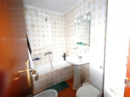 Townhome for sale in town, Alicante 101023