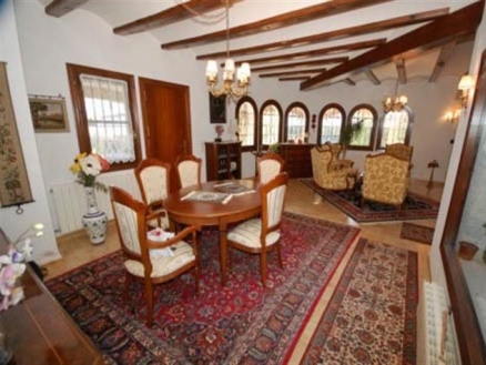 Villa with 4 bedroom in town, Spain 101028