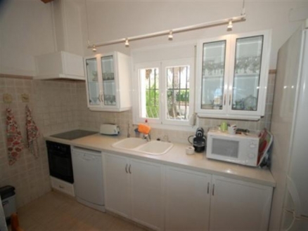 Villa for sale in town, Alicante 101029
