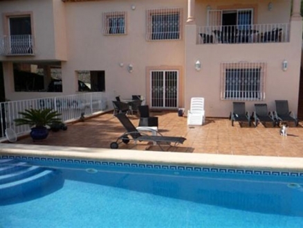 Alicante property | 2 bedroom Villa 101032