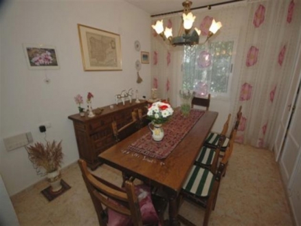 Villa&nbsp;for&nbsp;sale&nbsp;in&nbsp;town,&nbsp;Alicante&nbsp;101035