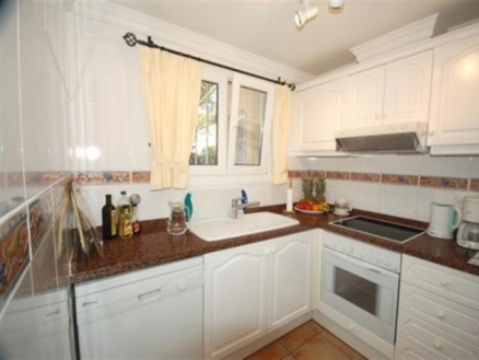 Villa for sale in town, Alicante 101037