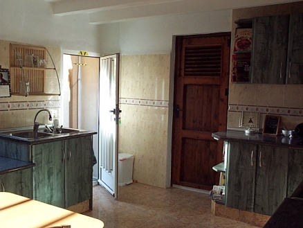  5 bedroom Villa 102077