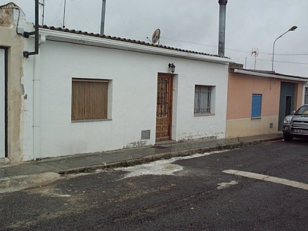 Townhome for sale in town, Spain 102115