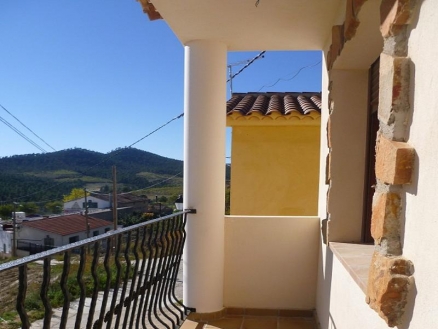 House for sale in town, Spain 102212