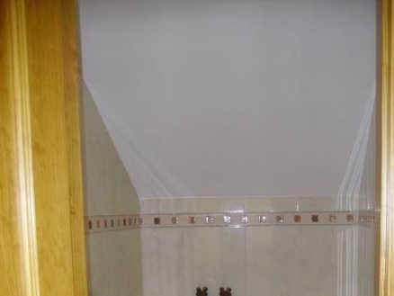  2 bedroom House 102212