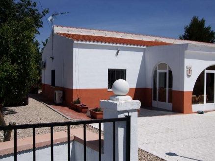 Villa with 5 bedroom in town 102217