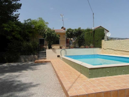 House for sale in town, Spain 105582