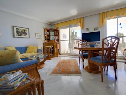 Nueva Andalucia property: Penthouse with 2 bedroom in Nueva Andalucia, Spain 105621