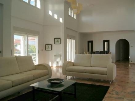 Villa for sale in town, Spain 105625