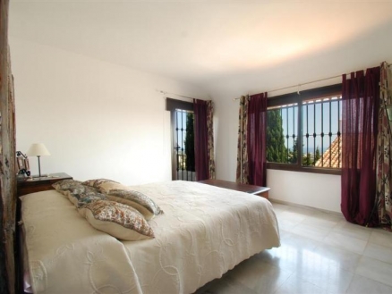 Benahavis property: Apartment in Malaga for sale 105629