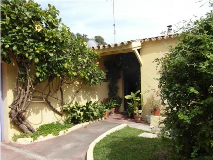 Guadalmina property: Villa with 3 bedroom in Guadalmina 105630