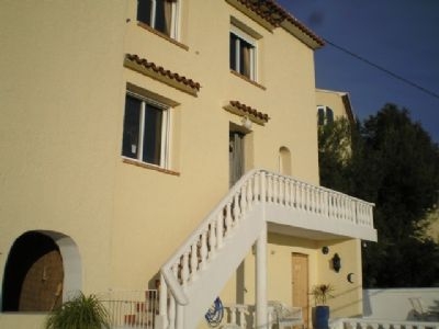 Villa for sale in town, Spain 106905