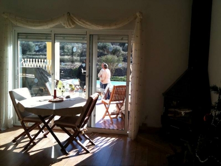 Villa with 3 bedroom in town 107527