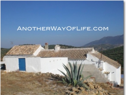 Algarinejo property: Farmhouse for sale in Algarinejo 107592