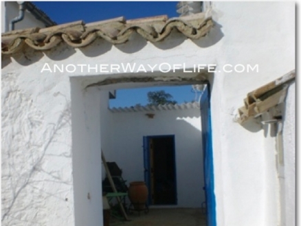 Algarinejo property: Algarinejo, Spain | Farmhouse for sale 107592