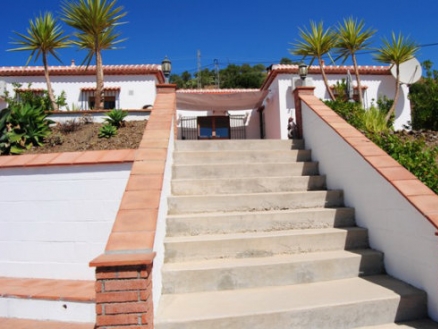 Sedella&nbsp;property:&nbsp;Villa&nbsp;for&nbsp;sale&nbsp;in&nbsp;Sedella,&nbsp;Malaga&nbsp;108196