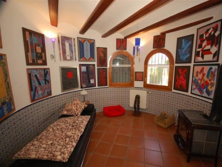 Villa with 4 bedroom in town 108227